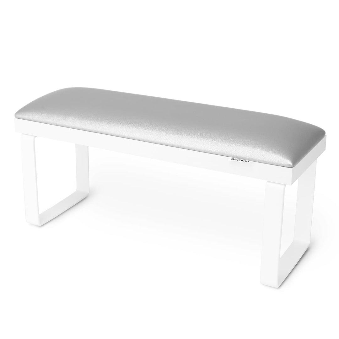 Srebrna podpórka pod rękę do manicure SPENVI Loft na białych metalowych nóżkach na białym tle. #kolor_silver
