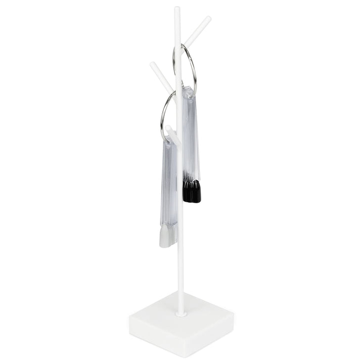 Biały stojak na wzorniki do paznokci SPENVI z zawieszonymi próbnikami kolorów. #kolor_white